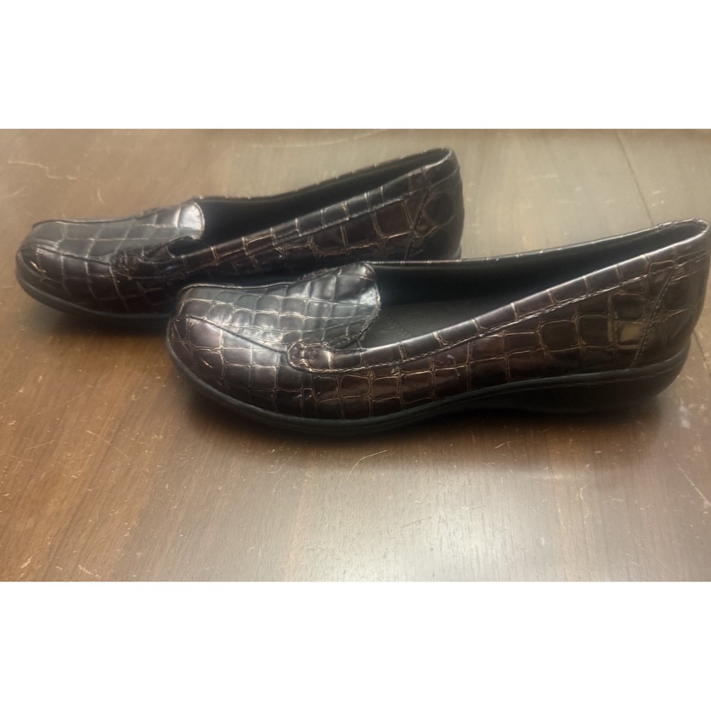 Clarks Bendables Brown Croc Patent Leather Slip‎ on Loafers Women's Size 8 Shoes